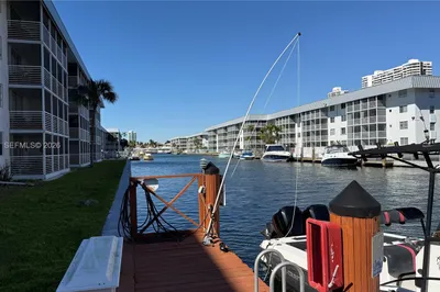 Dock
