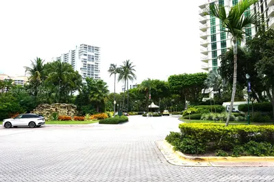 1111 Crandon Blvd #B705 1