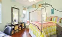 221 Thornton Drive Photo