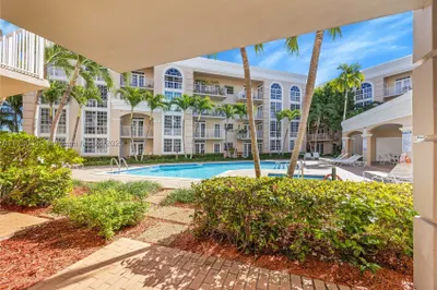 1280 S Alhambra Cir #1112 1