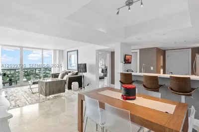 650 West Ave #2110 1