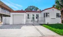 7825 Byron Ave Photo
