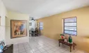 526 E 54th St Photo