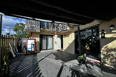 295 Woodland Road 1