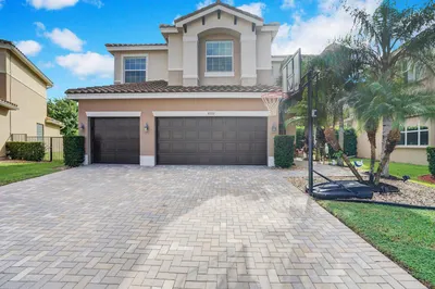 8122 Santalo Cove Court