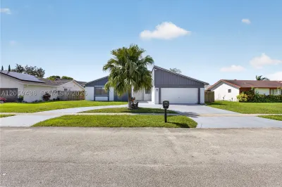 9428 NW 46th Ct 1