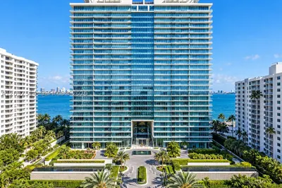 10201 Collins Ave #1104 1