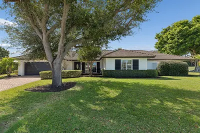 4755 Loquat Circle 1