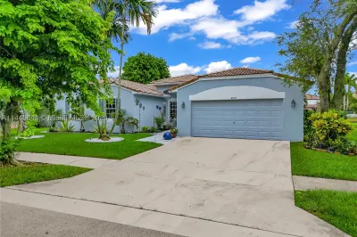 2033 SW 119th Ave 1