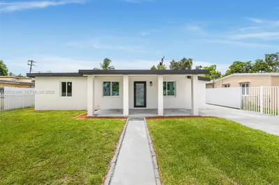 3260 NW 95th Ter 1