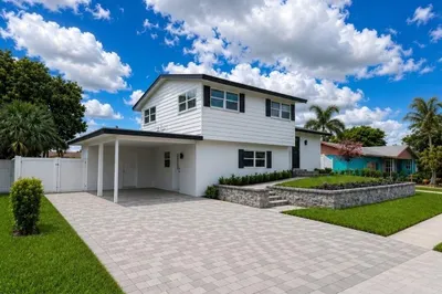 214 SW 4th Street 1