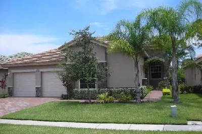 9654 Osprey Isles Boulevard 1