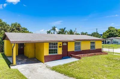 1500 W 13th Street W 1