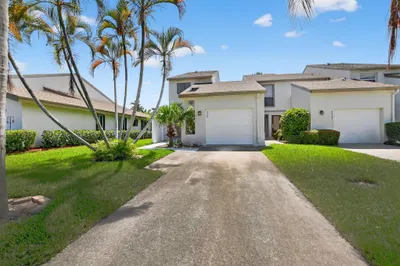 6730 Canary Palm Circle 1