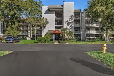 9470 Poinciana Place #303 1