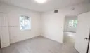 835 SW 8th Ave Photo