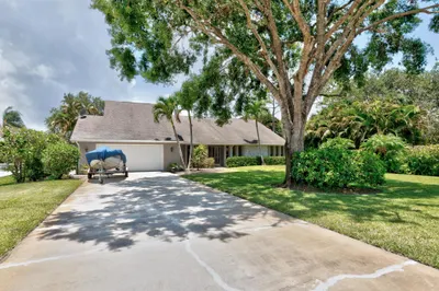 5601 Deer Run Drive 1