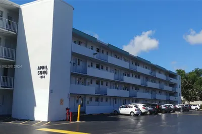 1333 E Hallandale Beach Blvd #325 1