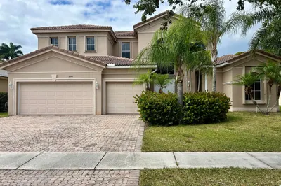 9249 Pineville Drive 1