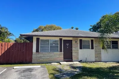 3004 NW 4th Terrace #2-141 1