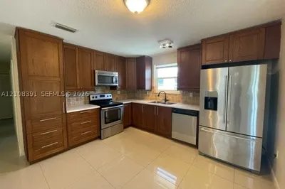 18233 Oleta Dr #18233 1