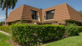 Just Listed | Jupiter Plantation Perfection | 825 Center Street #10b