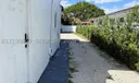 747 E 19th St #2 Photo