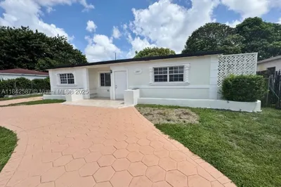 1561 NW 132nd St 1