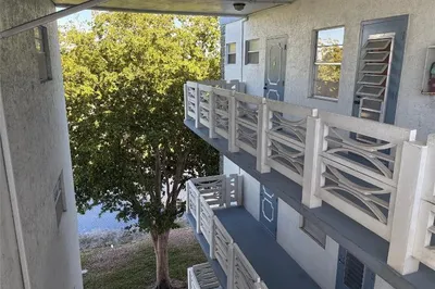 4050 NW 42ND Avenue #415 1