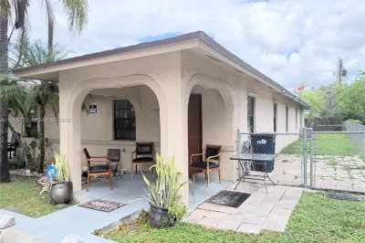 954 NW 14th St 0 1