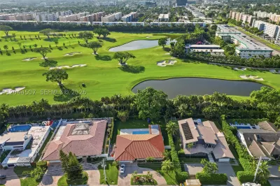 713 Diplomat Pkwy 1