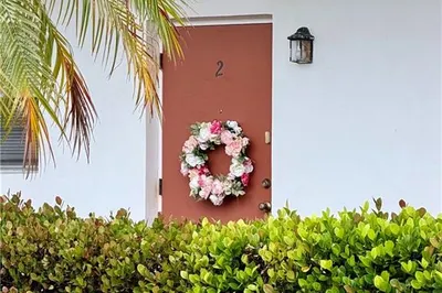2600 SE Ocean Boulevard #P7 1