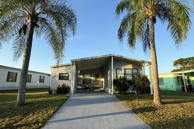 45 Ecuador Way 1