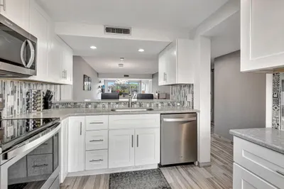 6025 Balboa Circle #304 1