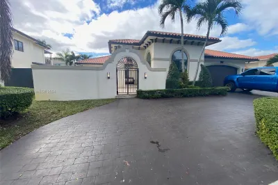 8260 NW 162nd St 1