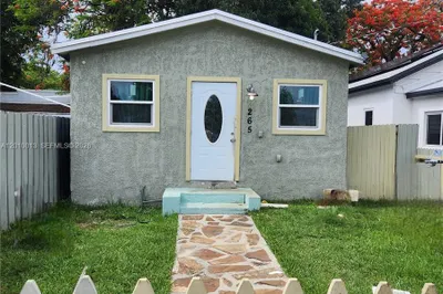 265 NW 80th St 1