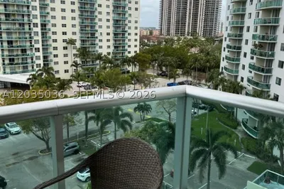 19380 Collins Ave #707 1