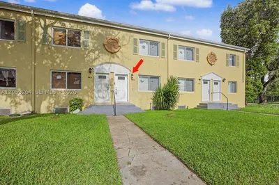 8466 NW 4th Ct #8466 1