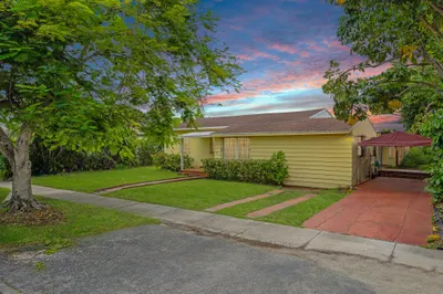 331 Tamiami Canal Road 1
