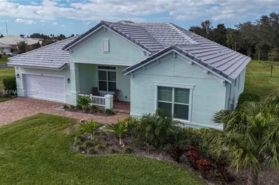6555 Barbados Court 0 1