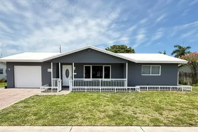257 SW 5th Street