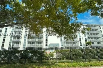 16851 NE 23rd Ave #B402 1