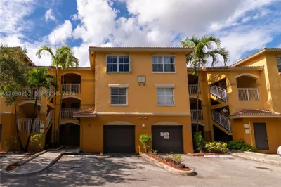 9650 NW 2nd St #4-304 1