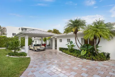 345 Gulf Road 1