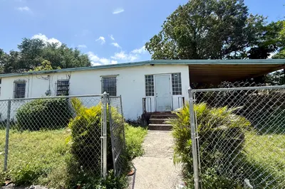 1580 NW 77th Terrace 1
