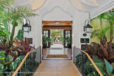 301 Australian Ave unit 305-16