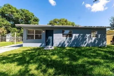 1040 NW 23rd Ter 1