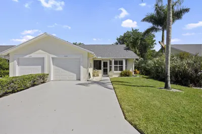 11000 SE Sea Pines Circle 1