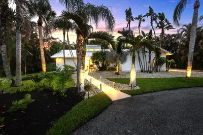18329 Loxahatchee River Road 1