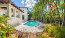 296 Ocean Blvd Photo